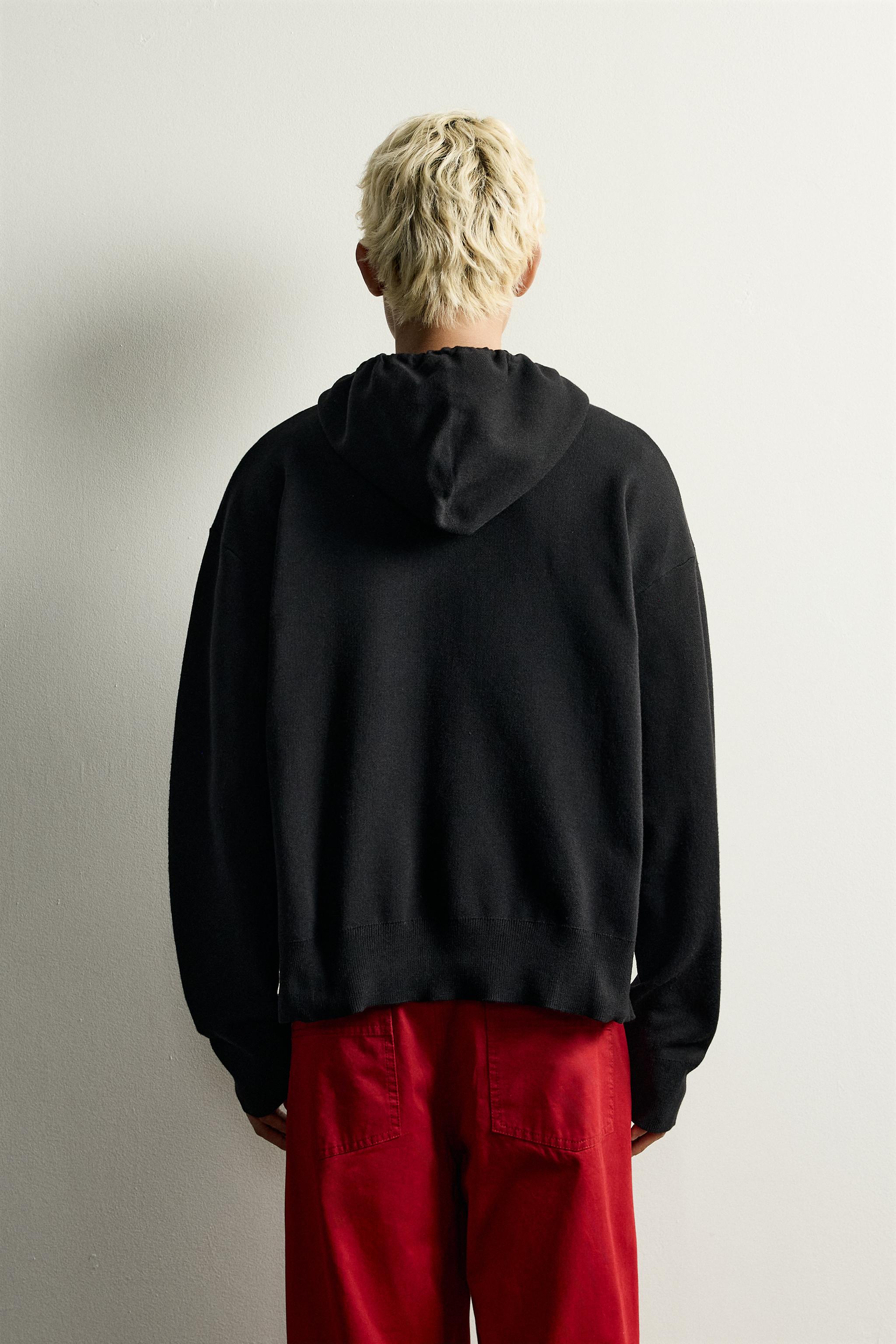 SOFT KNIT HOODIE